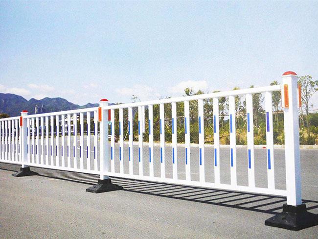 交通护栏案例